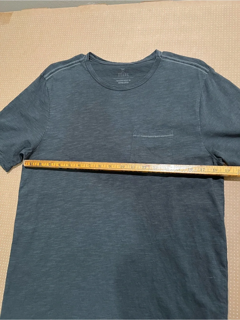Roark Men's Classic Crew Neck Organic Cotton Dark Gray Pocket T-Shirt (M) - Picture 10 of 12
